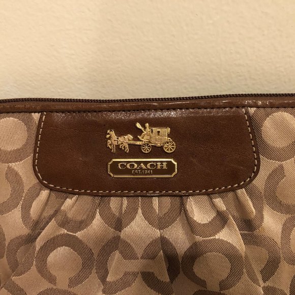 Coach Signature Wristlet - Picture 4 of 4